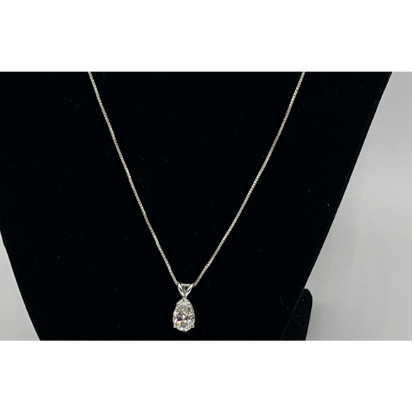 14kt White Gold 2 Carat Pear Lab Diamond Color Grade G-H Clarity Grade SI1-S12 - Picture 7 of 16